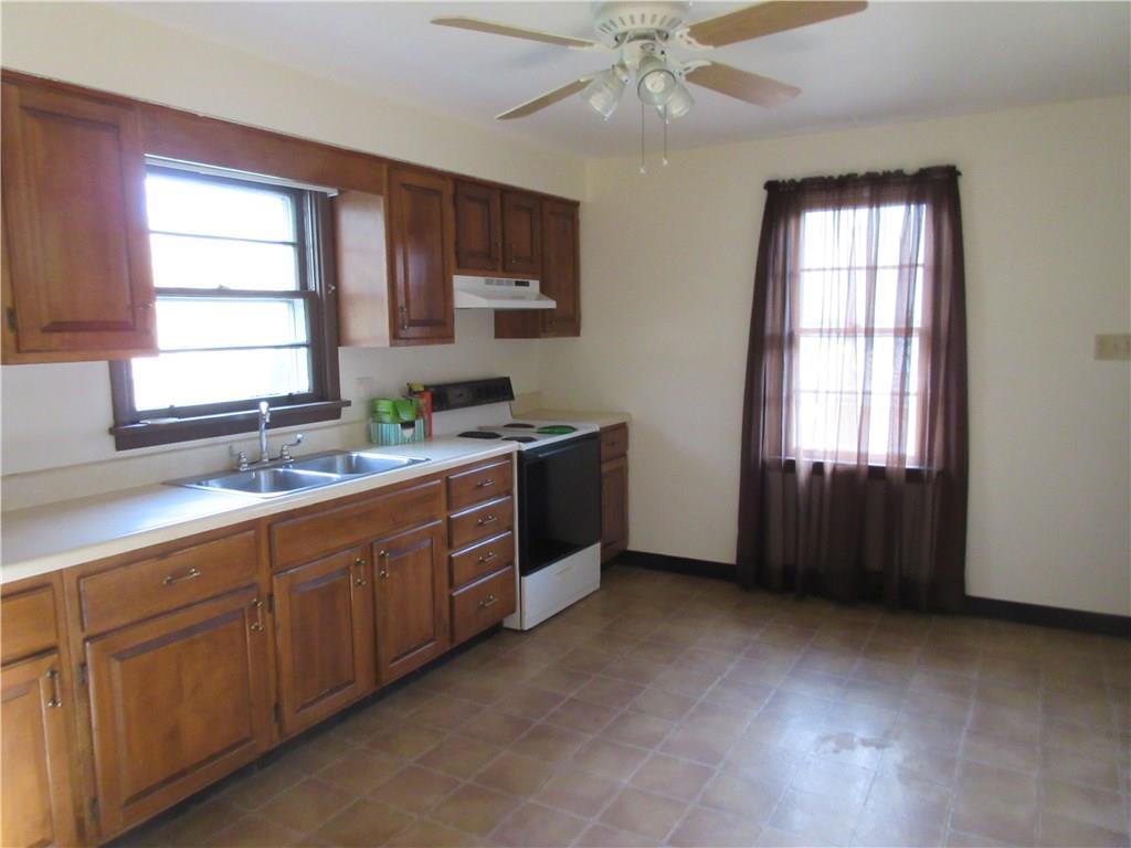 360 Bullcreek Road Butler, PA 16002 - Photo 4 of 15 Gallery Image 4
