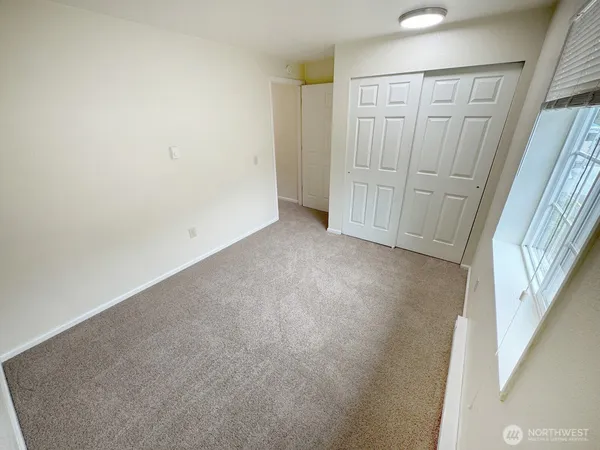 a gym equipment sitting in a room