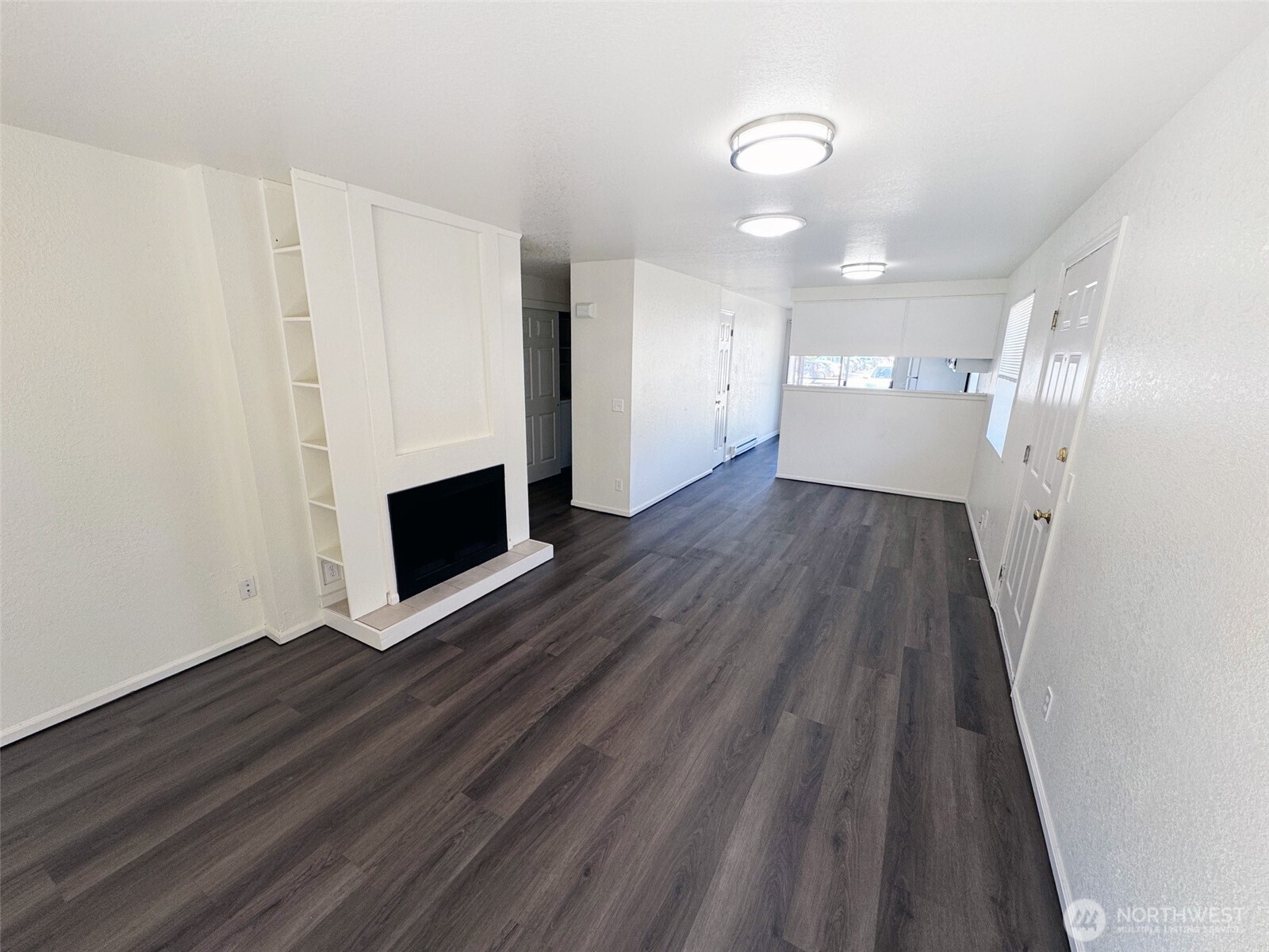 820 32nd Street Bellingham, WA 98225 - Photo 30 of 39 a view of a livingroom with wooden floor