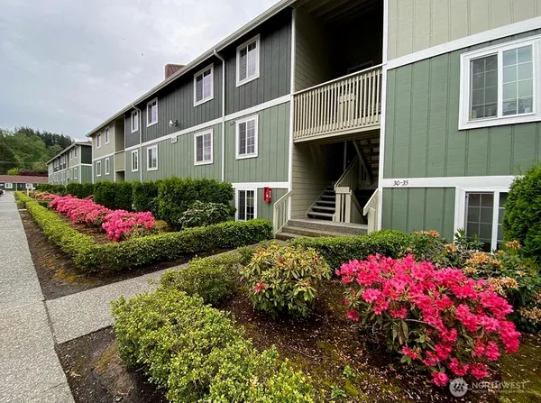 $14,250,000 | 820 32nd Street, Bellingham, WA 98225