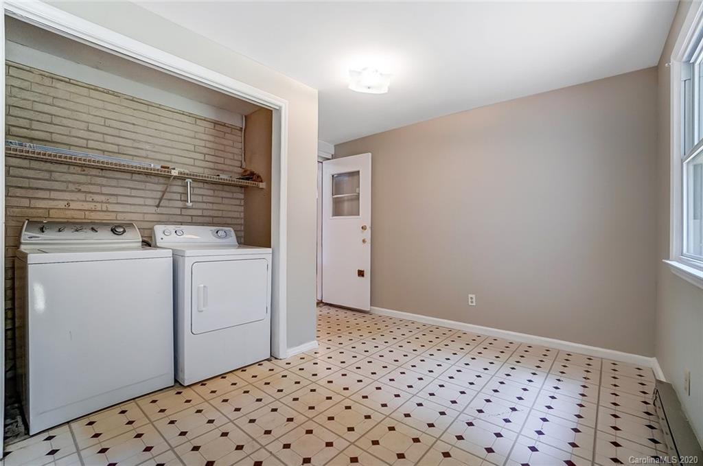 5154 Murrayhill Road Charlotte, NC 28210 - Photo 17 of 47 Gallery Image 17