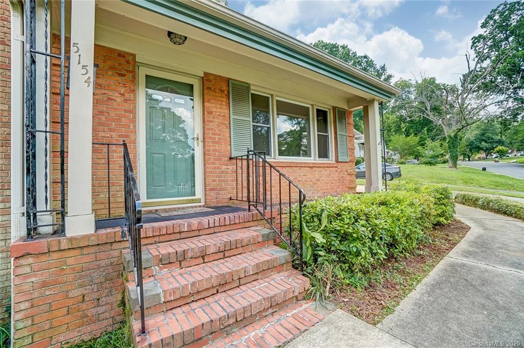 5154 Murrayhill Road Charlotte, NC 28210 - Photo 3 of 47 Gallery Image 3