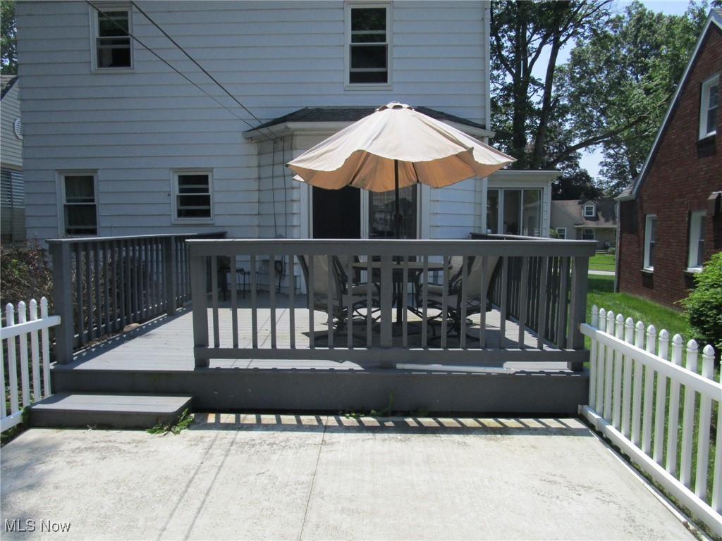 134 Ridgewood Drive Youngstown, OH 44512 - Photo 19 of 29 Deck with outdoor dining area