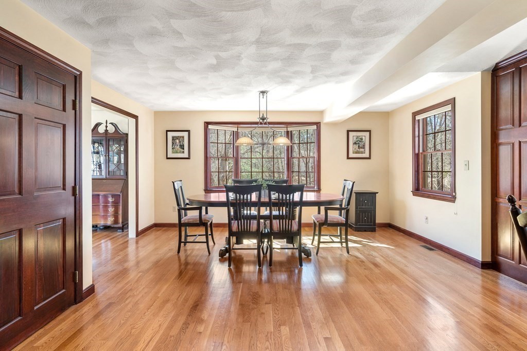 13 Butternut Road Westford, MA 01886 - Photo 11 of 34 Gallery Image 11
