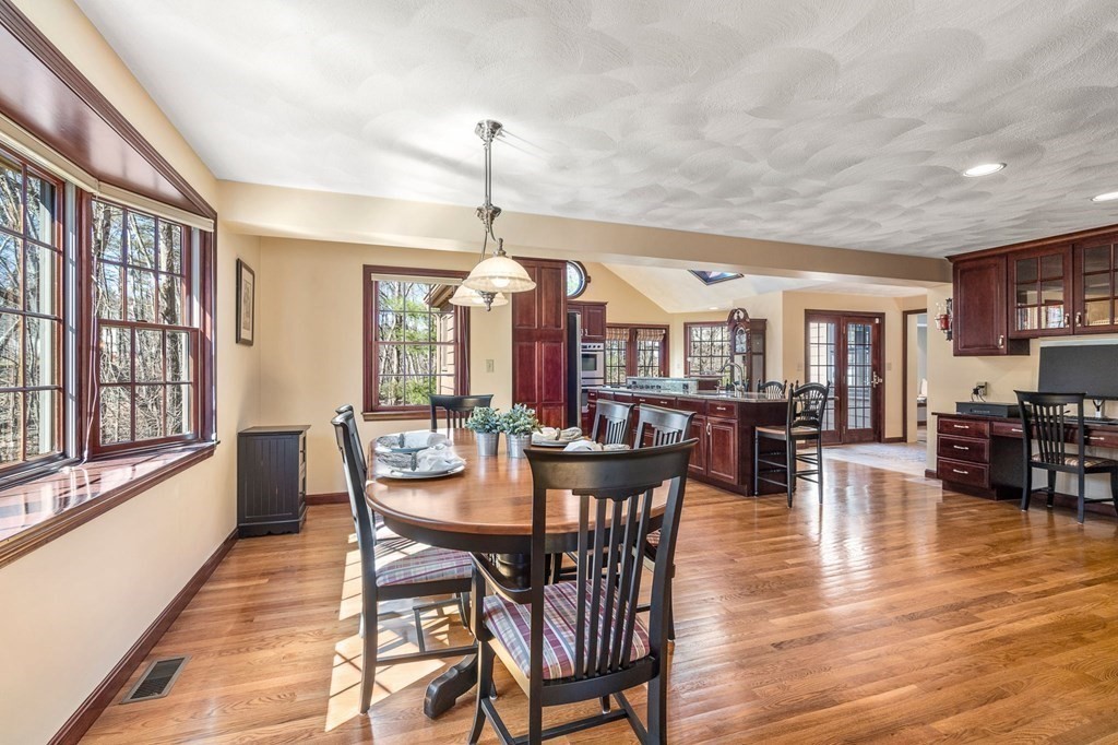 13 Butternut Road Westford, MA 01886 - Photo 8 of 34 Gallery Image 8