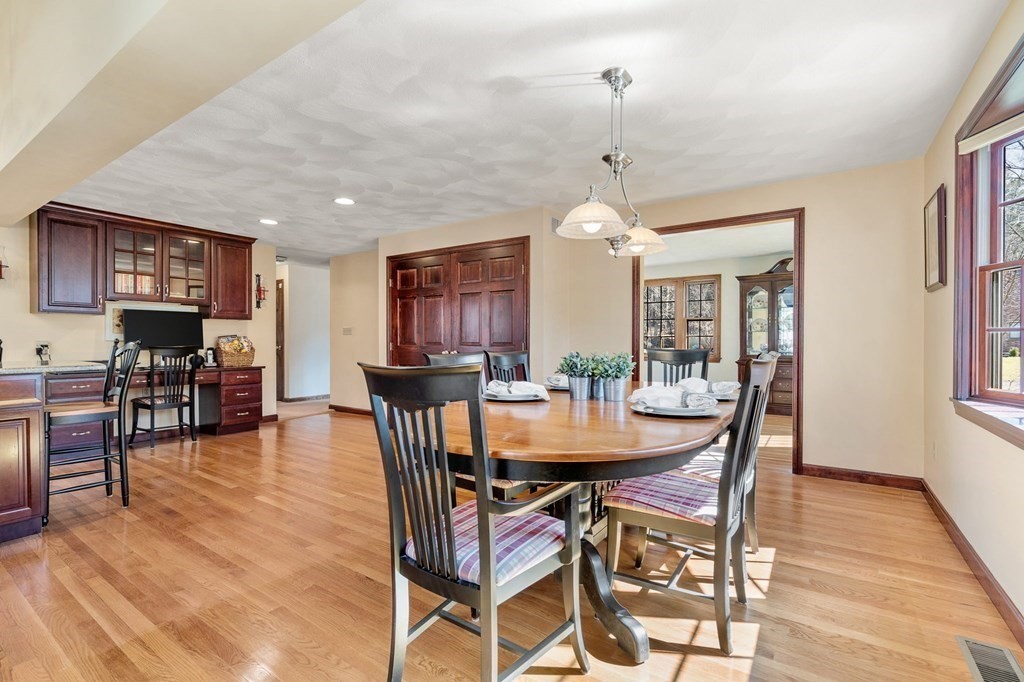 13 Butternut Road Westford, MA 01886 - Photo 9 of 34 Gallery Image 9
