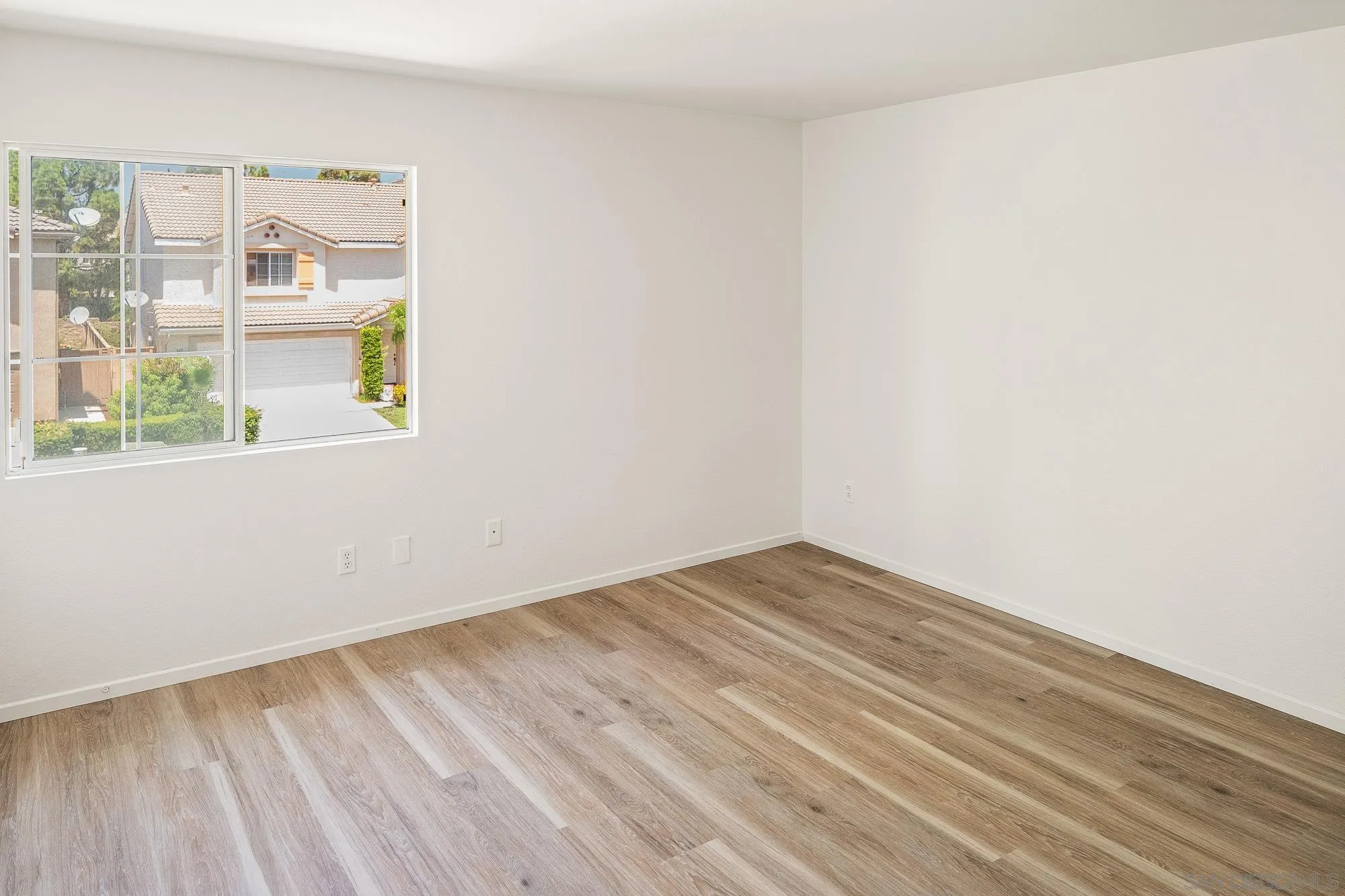 342 Spring Canyon Way Oceanside, CA 92057 - Photo 19 of 22 Gallery Image 19