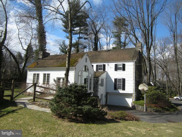 12 Brookside Road Wallingford, PA 19086 - Photo 2 of 21