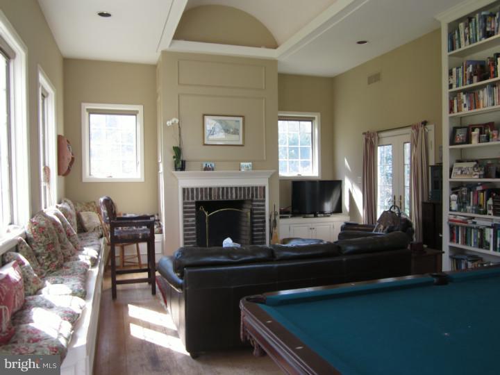 12 Brookside Road Wallingford, PA 19086 - Photo 11 of 21