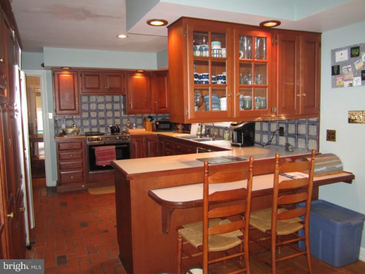 12 Brookside Road Wallingford, PA 19086 - Photo 7 of 21