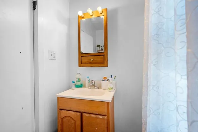 $175,000 | 76 West Bank Street, Fond du Lac, WI 54935