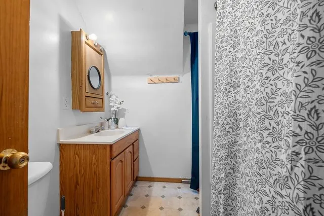 $175,000 | 76 West Bank Street, Fond du Lac, WI 54935