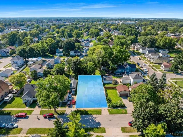 $175,000 | 76 West Bank Street, Fond du Lac, WI 54935