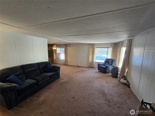 $88,500 | 2302 R Street Southeast, Unit 115, Auburn, WA 98002