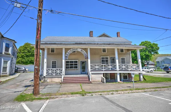 $1,500 | 607 Church Street, Hawley, PA 18428