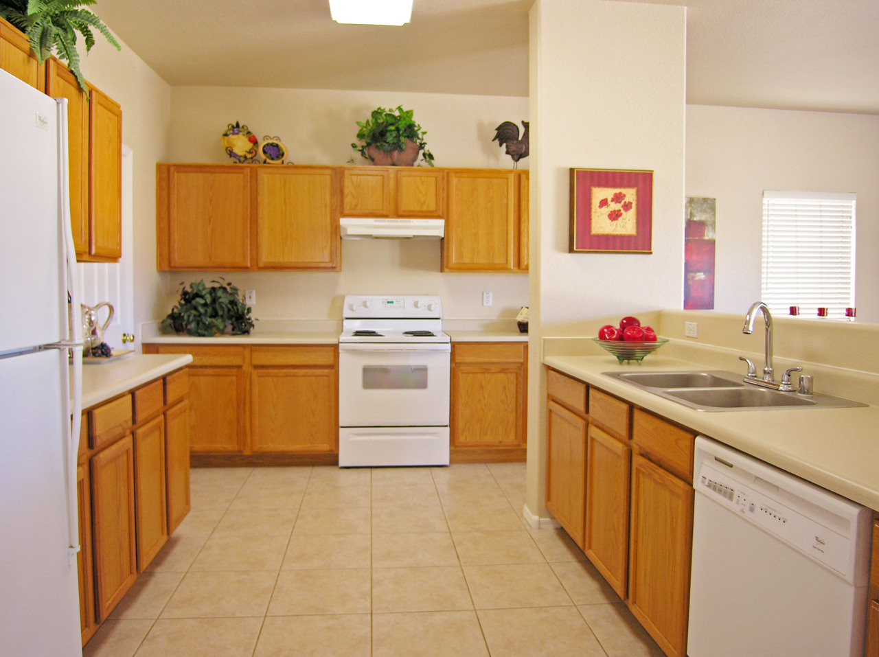 5065 East Peak View Road Cave Creek, AZ 85331 - Photo 2 of 11 kitchen
