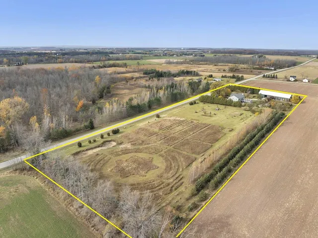 $570,000 | 642 County O, Forestville, WI 54213