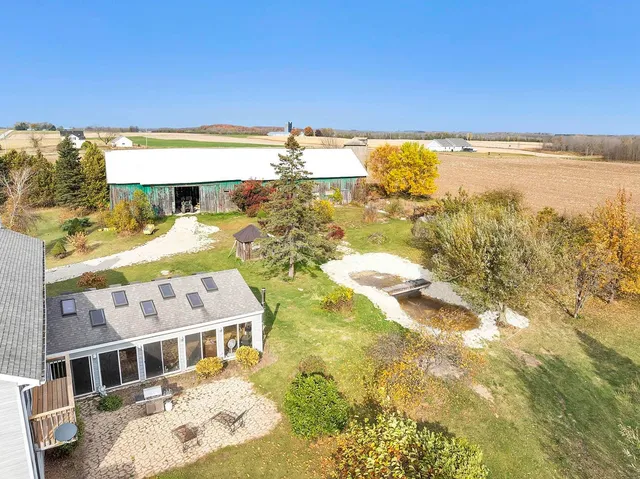 $570,000 | 642 County O, Forestville, WI 54213