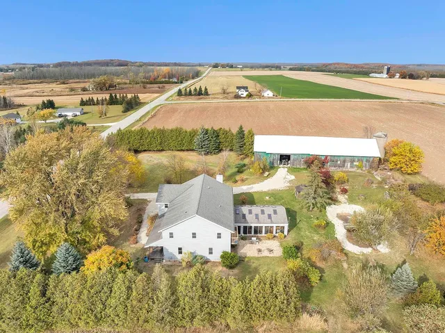 $570,000 | 642 County O, Forestville, WI 54213