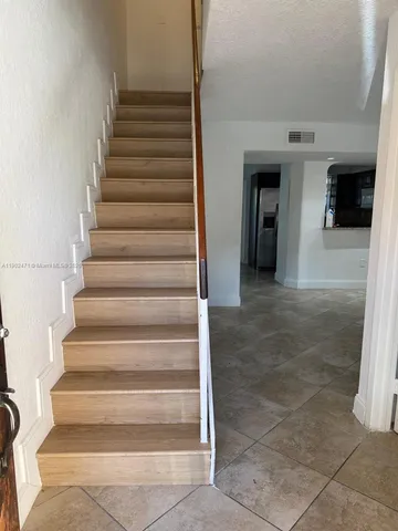 a view of entryway and hall