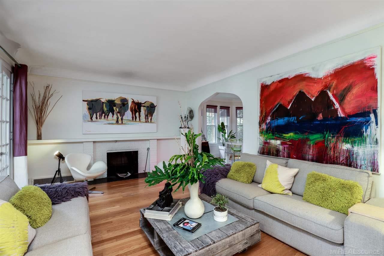 937 Lincoln Road Grosse Pointe, MI 48230 - Photo 7 of 34 31378829-6.JPG