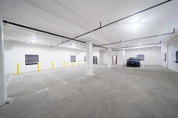 $2,900 | 65-67 Storms Avenue, Unit 1B, Jersey City, NJ 07306