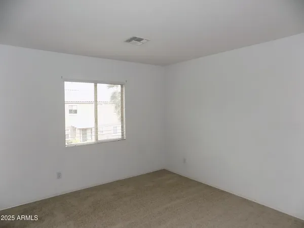 $2,095 | 5423 West Shumway Farm Road, Laveen, AZ 85339