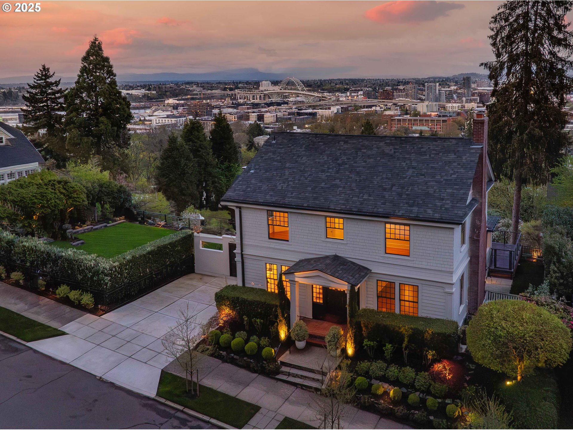 2663 Northwest Westover Road Portland, OR 97210 - Photo 1 of 1 Gallery Image 1