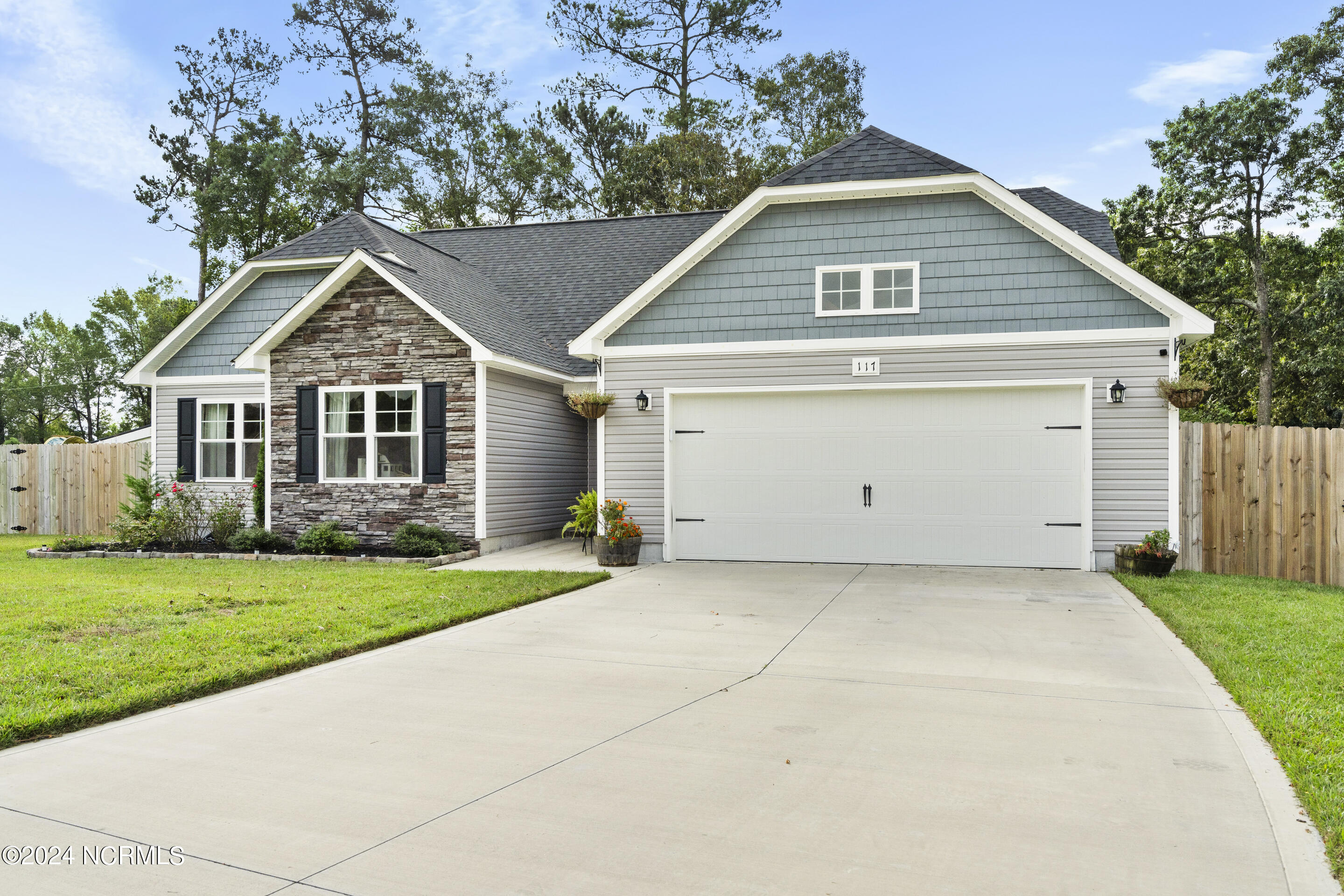 117 North Anderson Boulevard Holly Ridge, NC 28445 - Photo 3 of 44 mls-DSC06606
