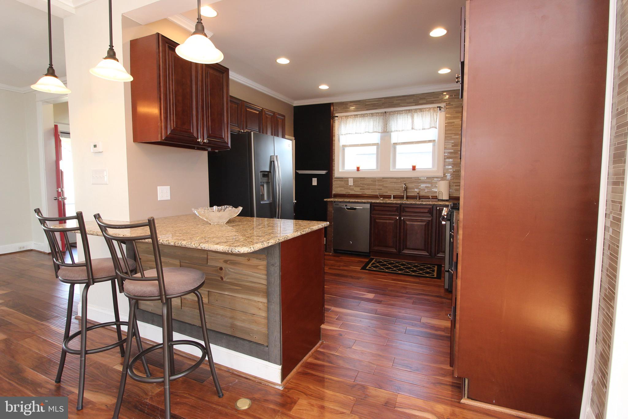 505 Hollen Road Baltimore, MD 21212 - Photo 3 of 61