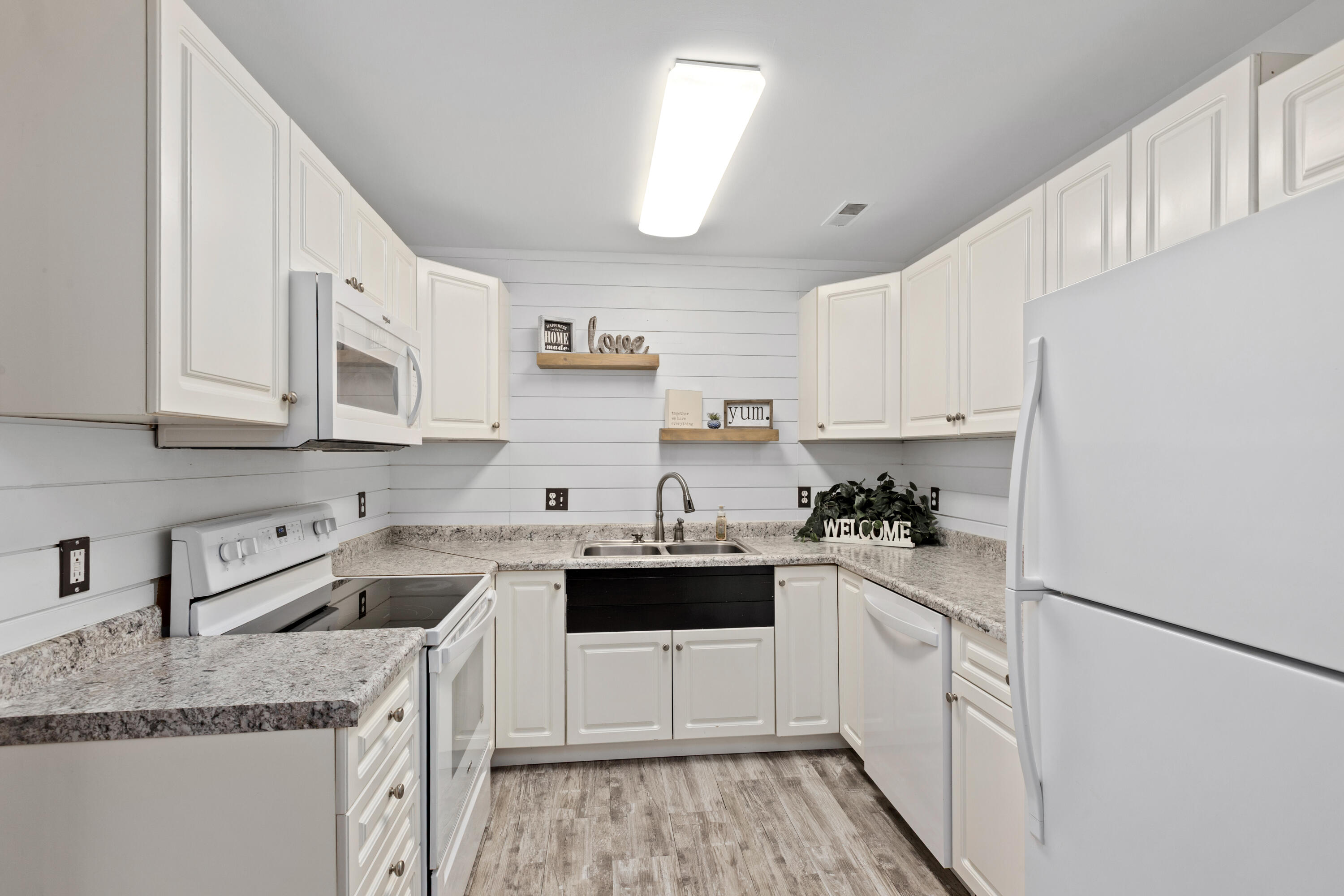 400 Sturdy Road, Unit 5B Valparaiso, IN 46383 - Photo 6 of 19 3000x2000