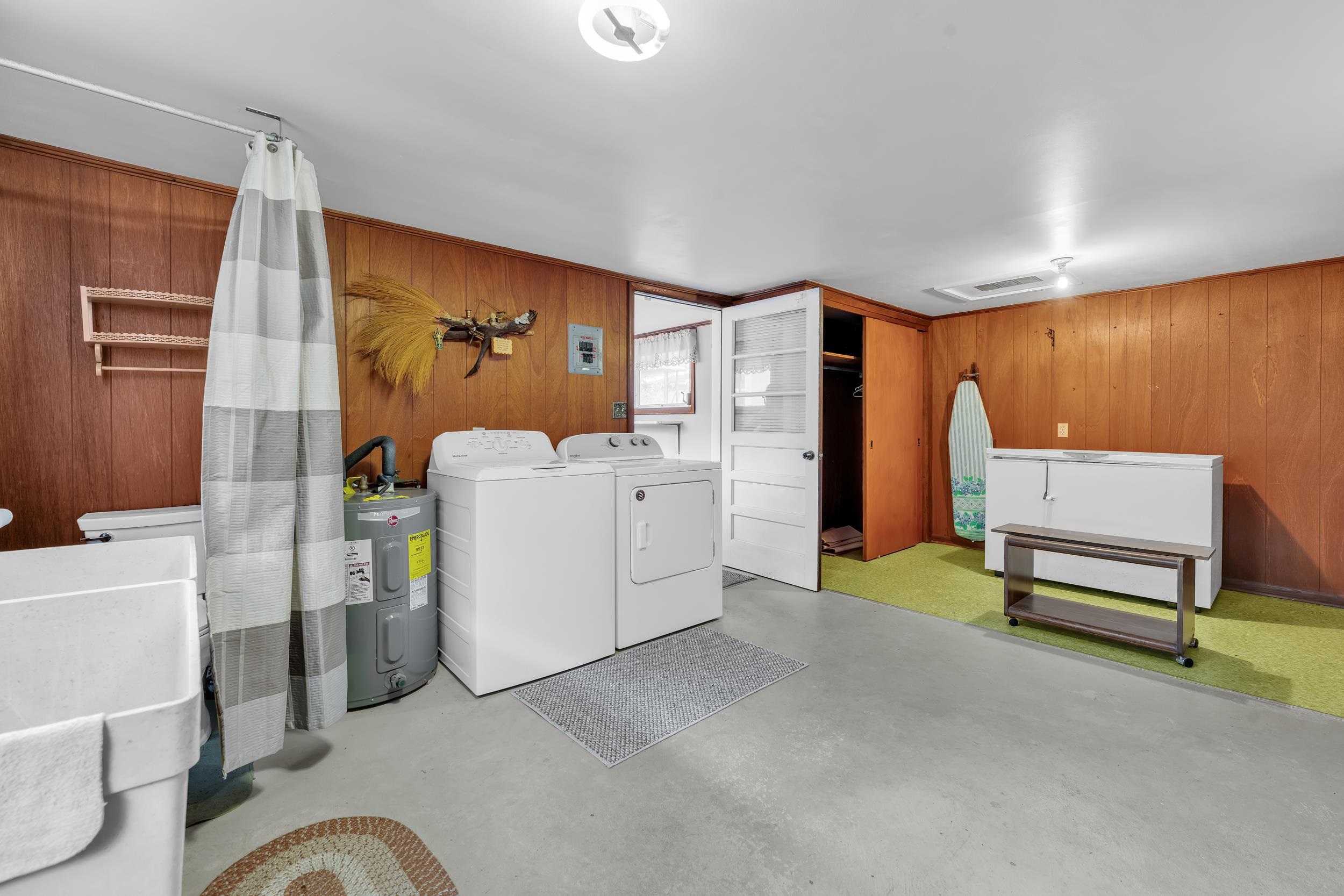 605 South Cedar Street Foley, AL 36535 - Photo 23 of 44 Bonus room/ utility room