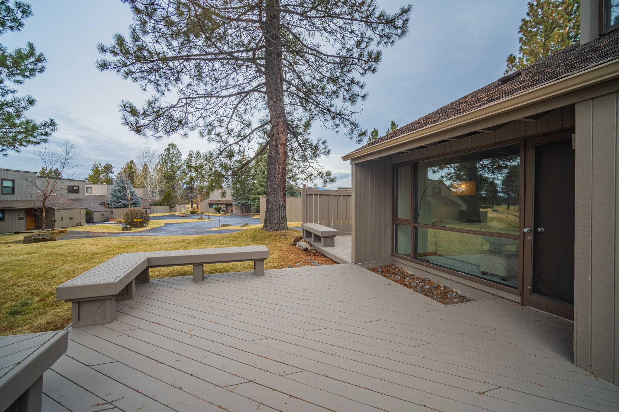 57231 Island Road, Unit 31 Sunriver, OR 97707 - Photo 30 of 32 32-web-or-mls-31 Meadow House-32