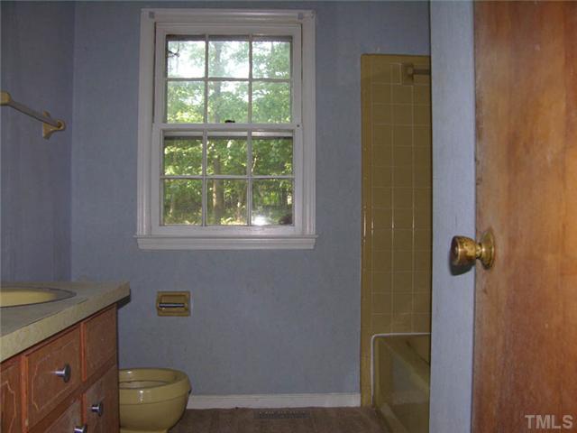 1630 Mason Road Durham, NC 27712 - Photo 7 of 9 Hall Bath