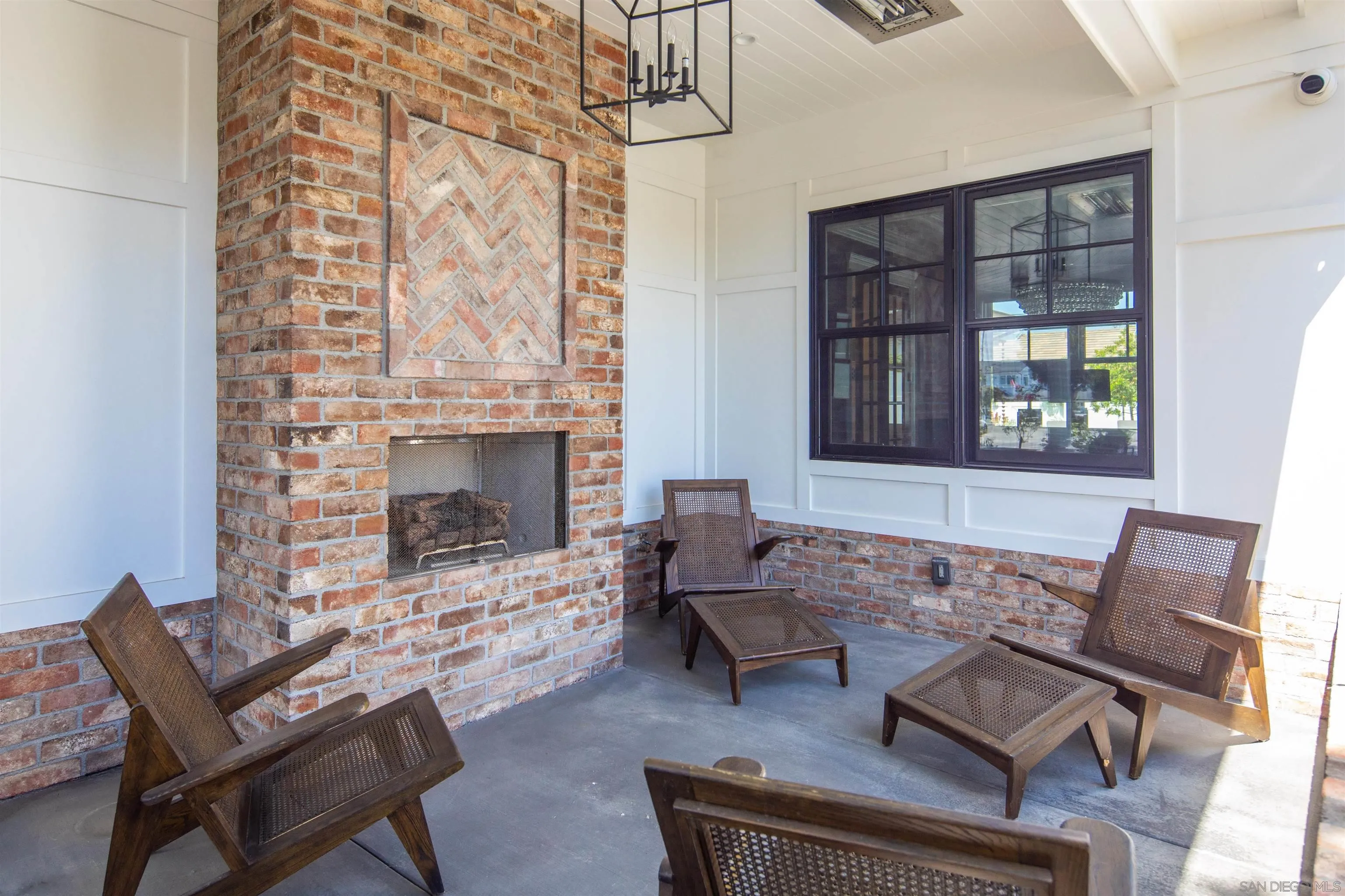 1 Pine Court Coronado, CA 92118 - Photo 4 of 46 a living room with furniture and a fireplace