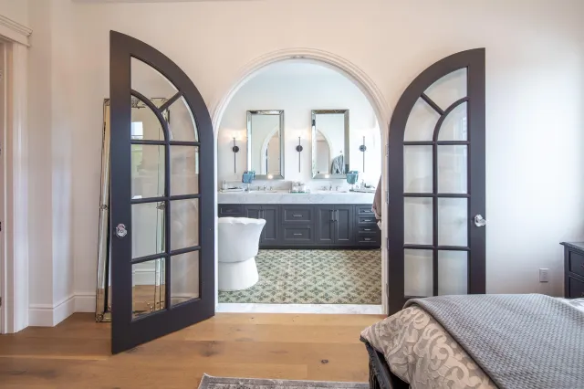 a view of a living room