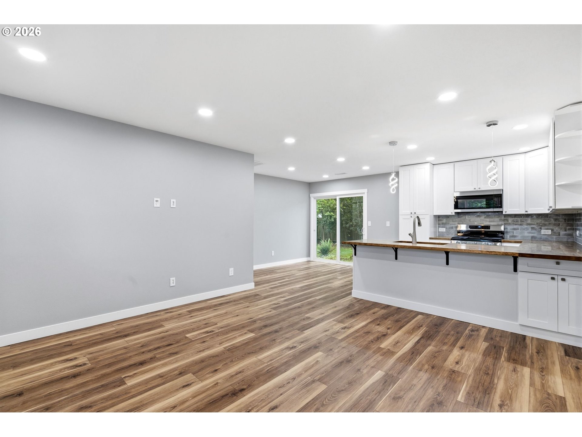 9811 Northeast Covington Road Vancouver, WA 98662 - Photo 9 of 27
