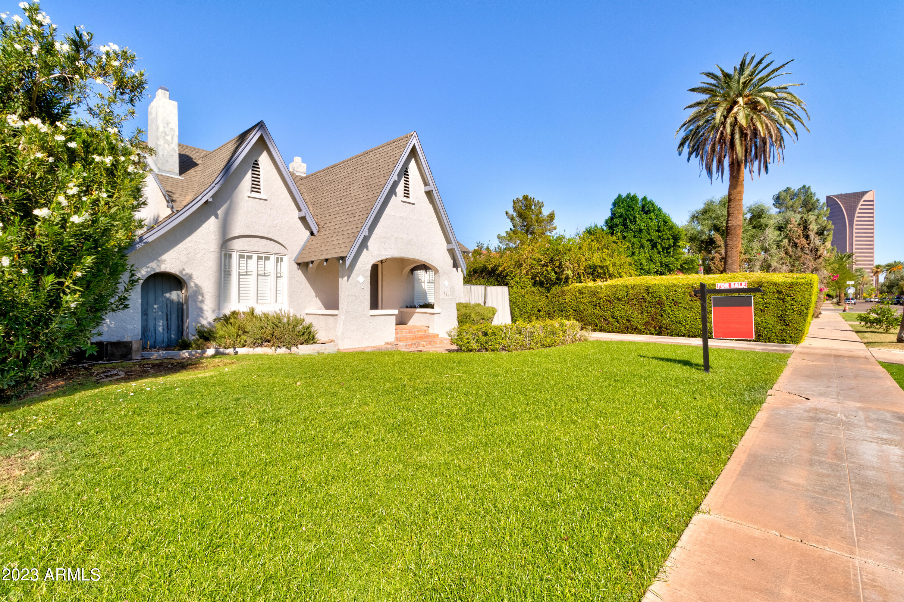 510 West Granada Road Phoenix, AZ 85003 - Photo 2 of 33 510 W Granada Rd_Full (2 of 6)