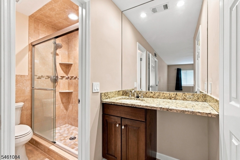 50 Lindsley Road, Unit 21 Cedar Grove, NJ 07009 - Photo 20 of 21 Gallery Image 20