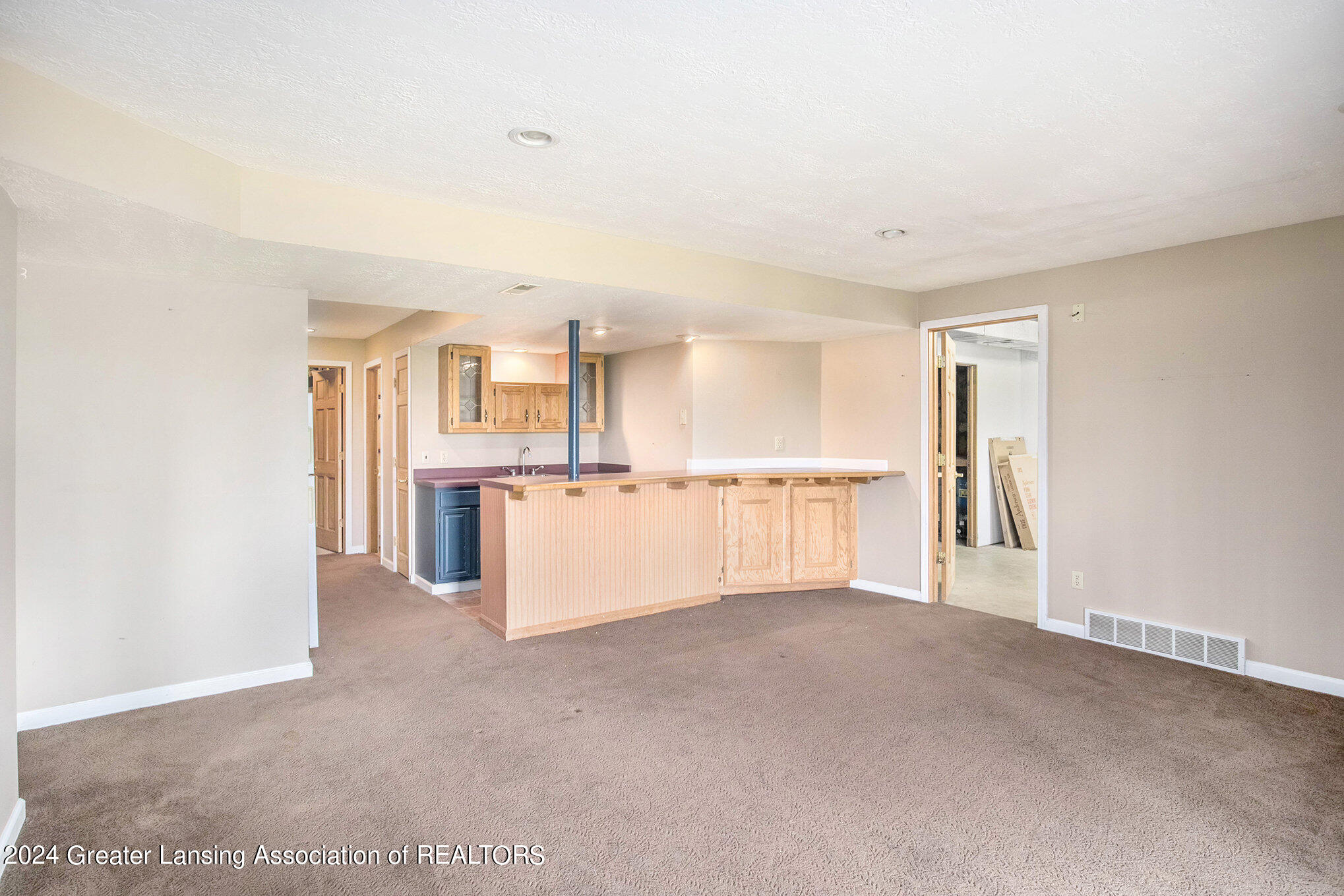 5340 Van Atta Road Okemos, MI 48864 - Photo 14 of 28 15