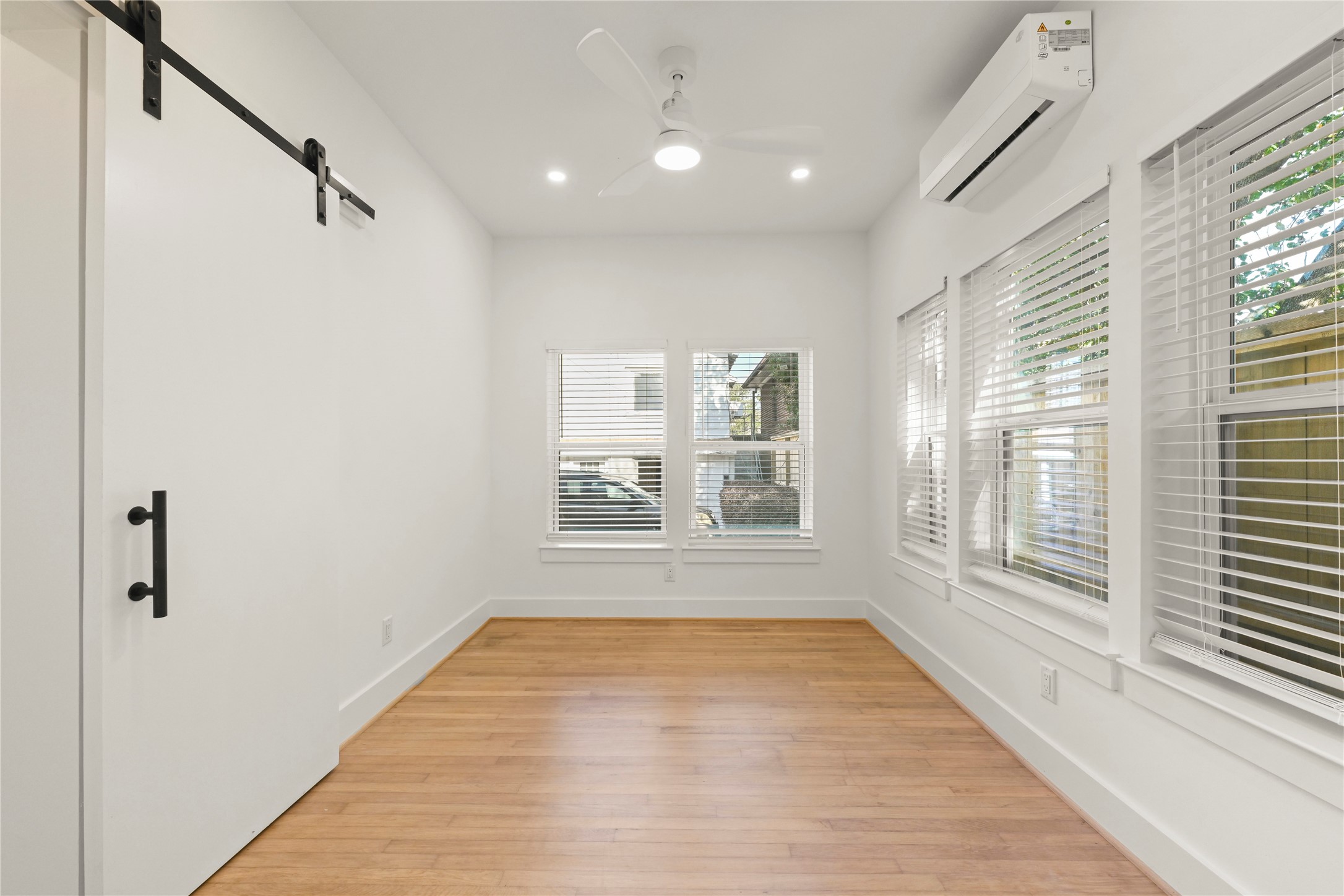 808 Sul Ross Street, Unit 3 Houston, TX 77006 - Photo 7 of 10