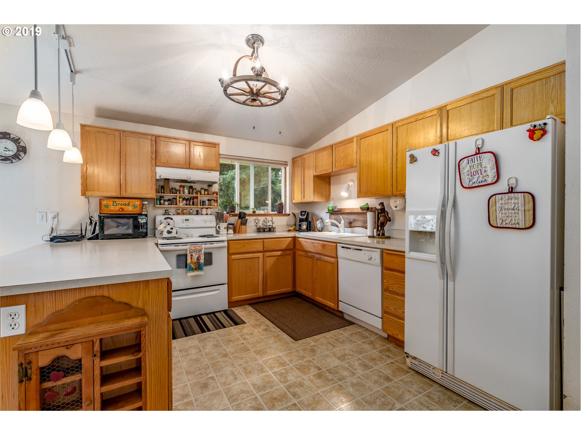 32633 Southeast Divers Road Estacada, OR 97023 - Photo 13 of 32 Gallery Image 13