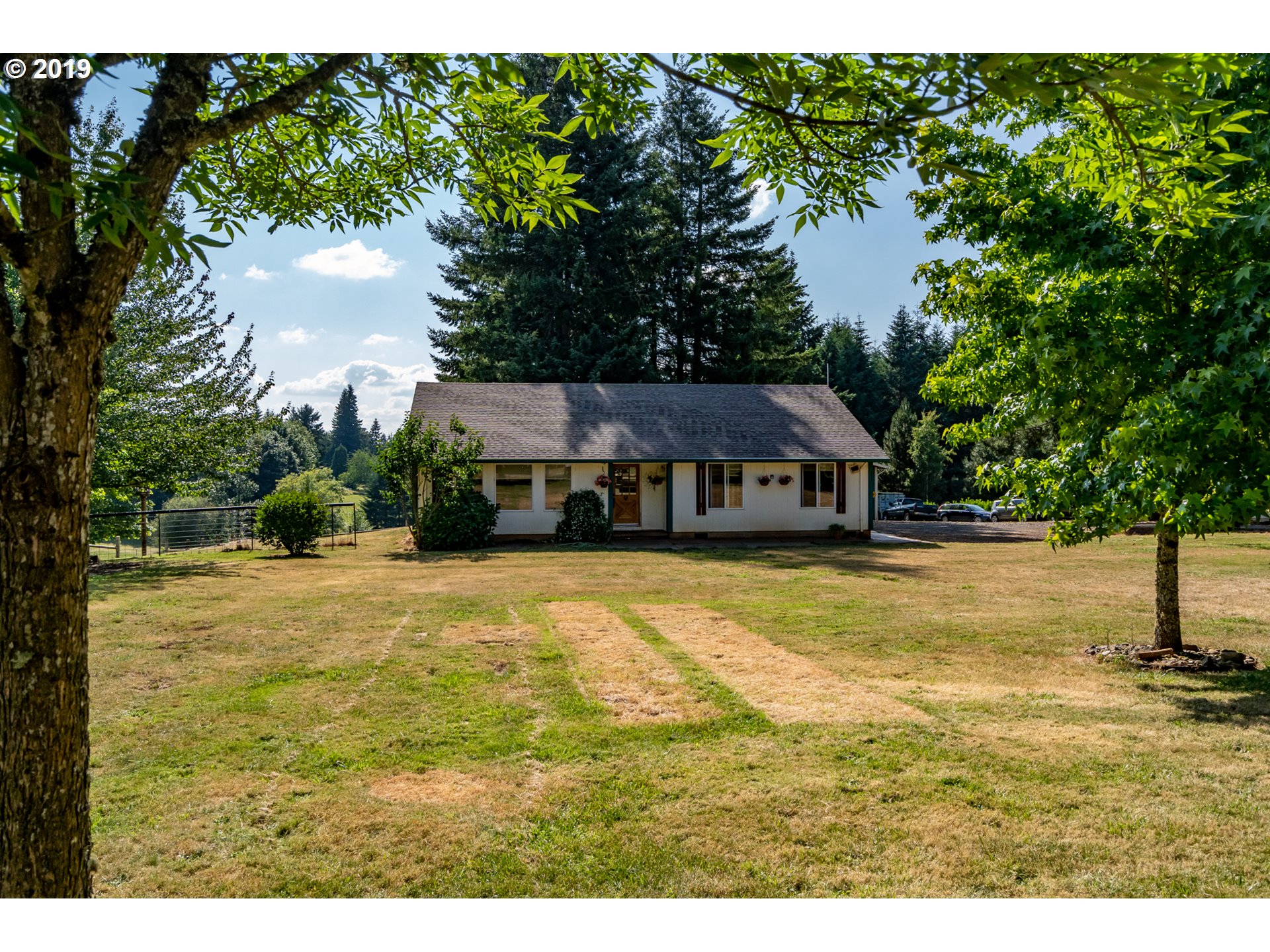 32633 Southeast Divers Road Estacada, OR 97023 - Photo 5 of 32 Gallery Image 5