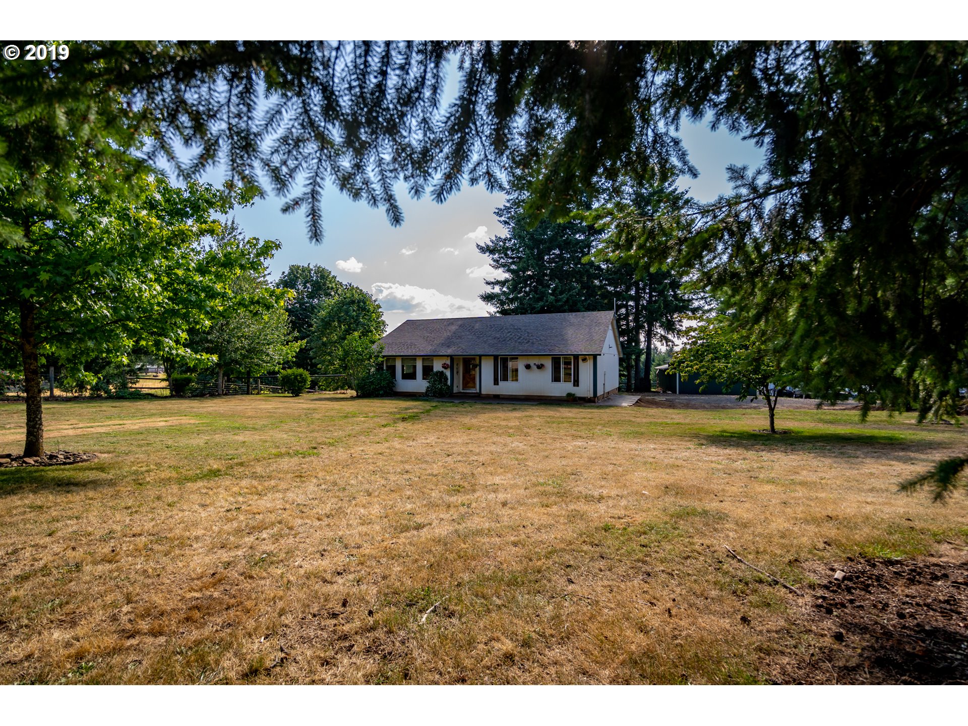 32633 Southeast Divers Road Estacada, OR 97023 - Photo 6 of 32 Gallery Image 6