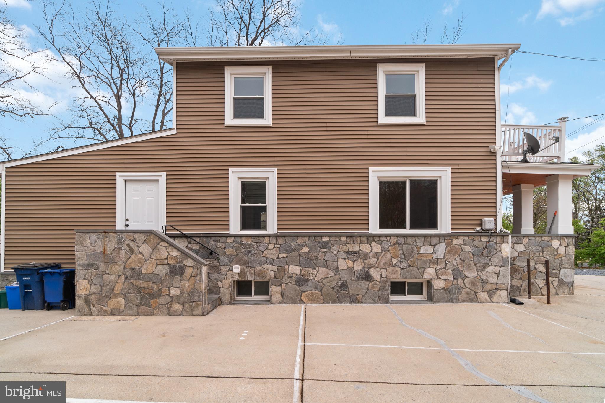 4807 Randolph Road Rockville, MD 20852 - Photo 38 of 42 Side Entrance to En Suite