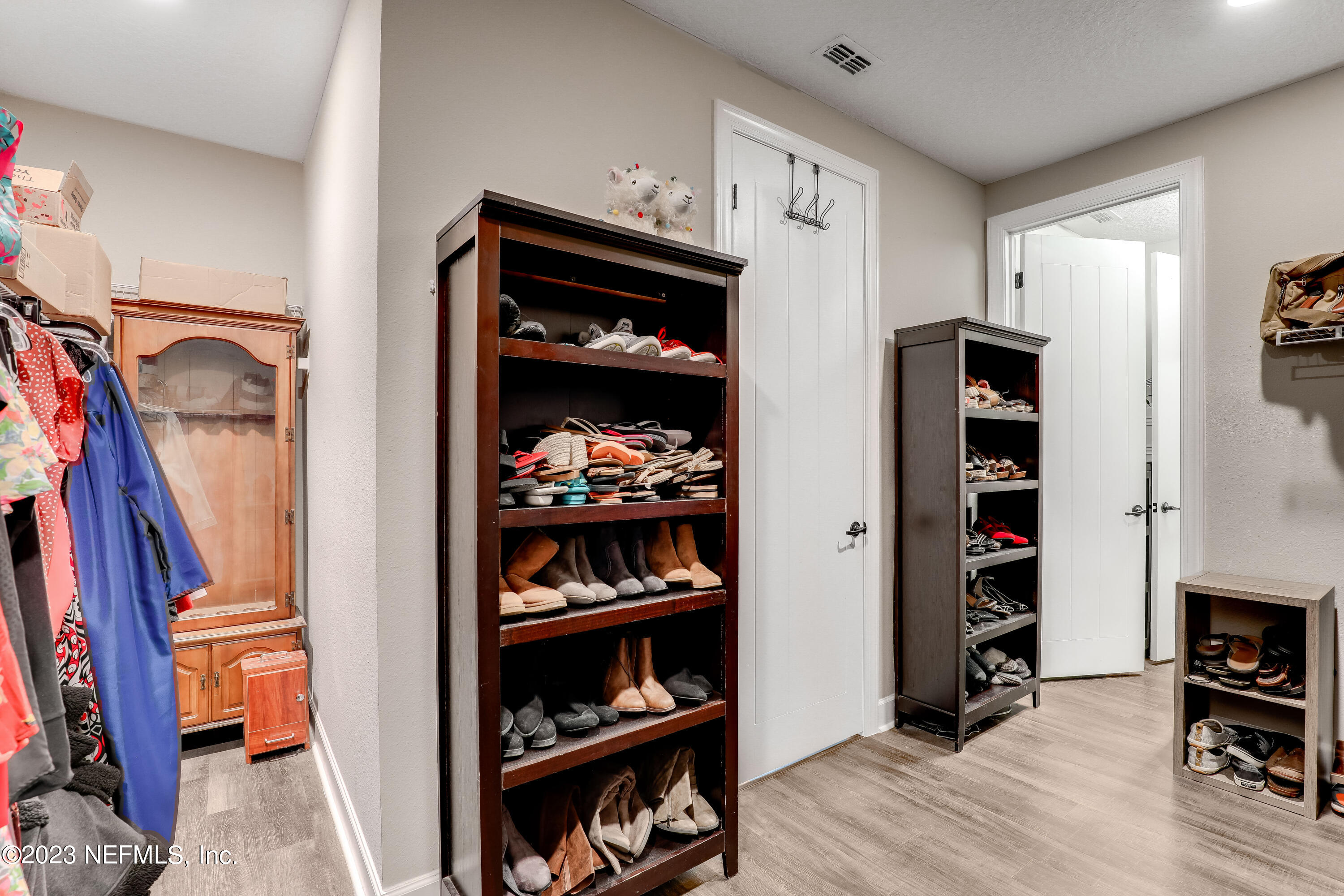 85248 Champlain Drive Fernandina Beach, FL 32034 - Photo 27 of 79 Primary Bedroom - Walk-in Closet(2)
