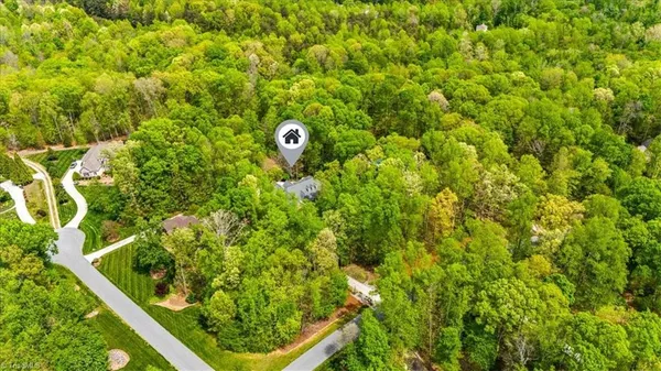 $1,385,000 | 8308 Linville Oaks Drive, Oak Ridge, NC 27310