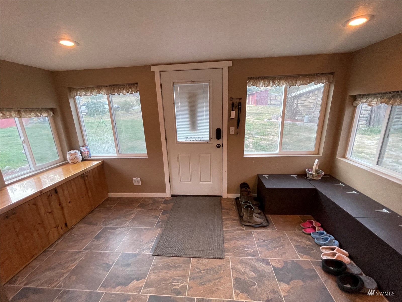 636 Swanson Mill Road Tonasket, WA 98855 - Photo 9 of 39 Gallery Image 9