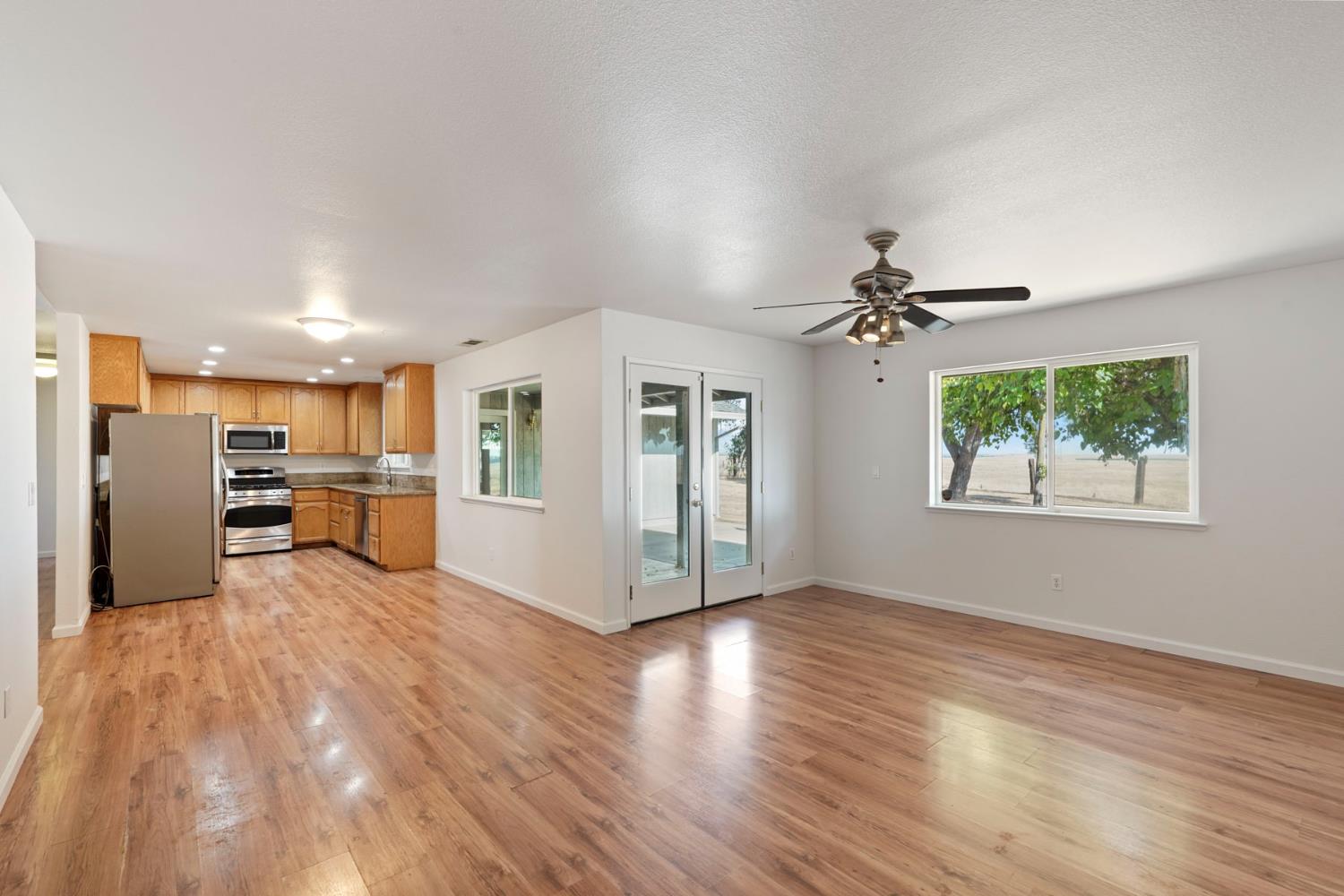 12375 Kirkwood Road Herald, CA 95638 - Photo 24 of 72 Family & Kitchen Combo!