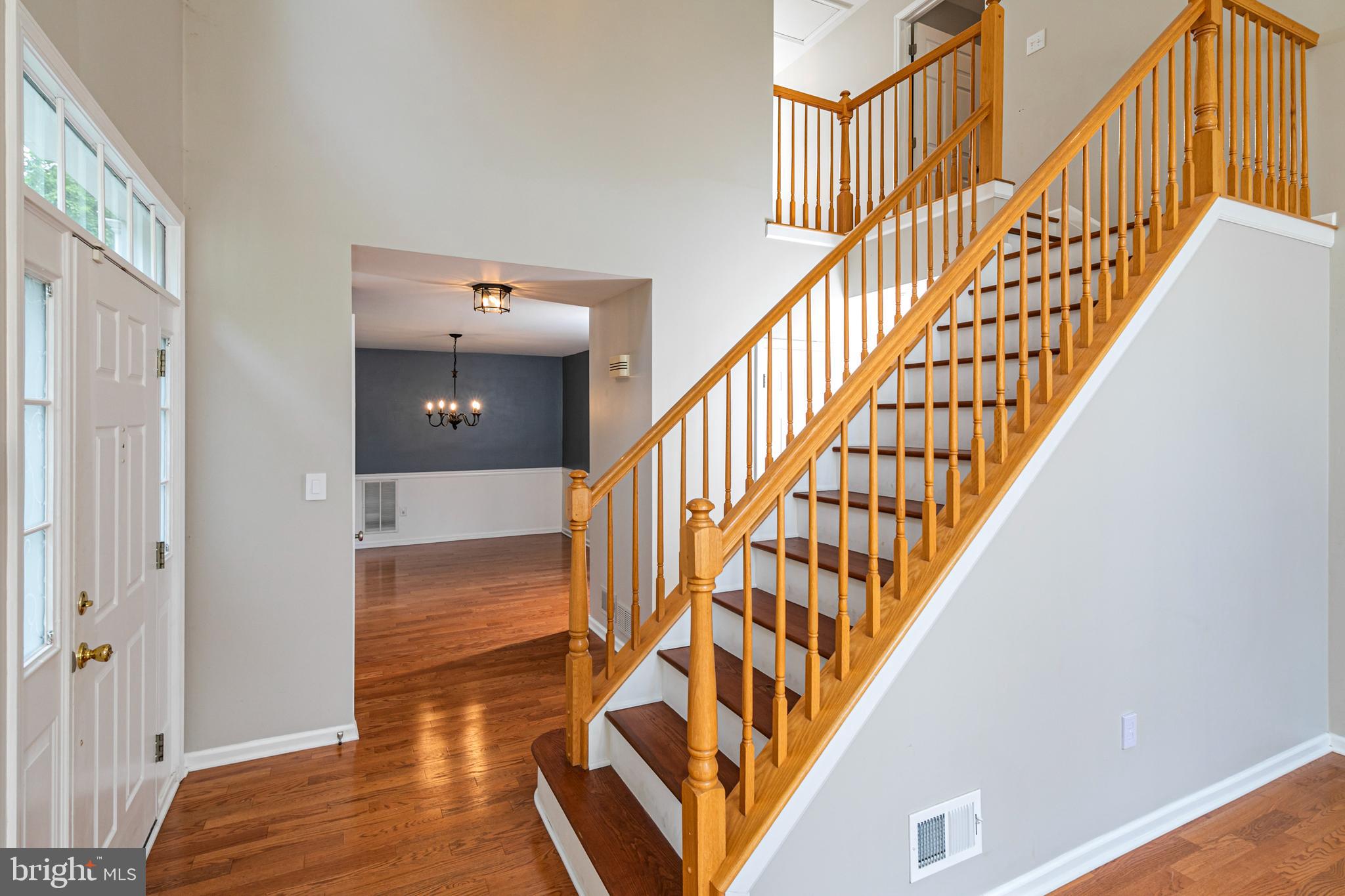 371 Watkins Road Pennington, NJ 08534 - Photo 7 of 42 a view of entryway with wooden floor